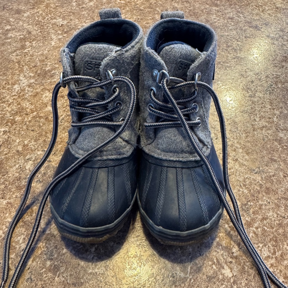 Sperry toddler boots